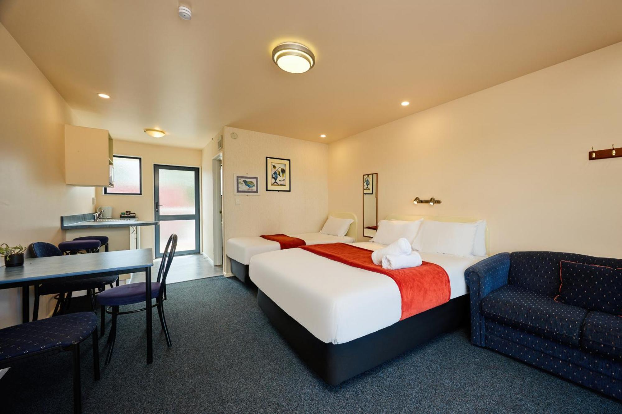 Mediterranean Motel Kaikoura Exteriör bild