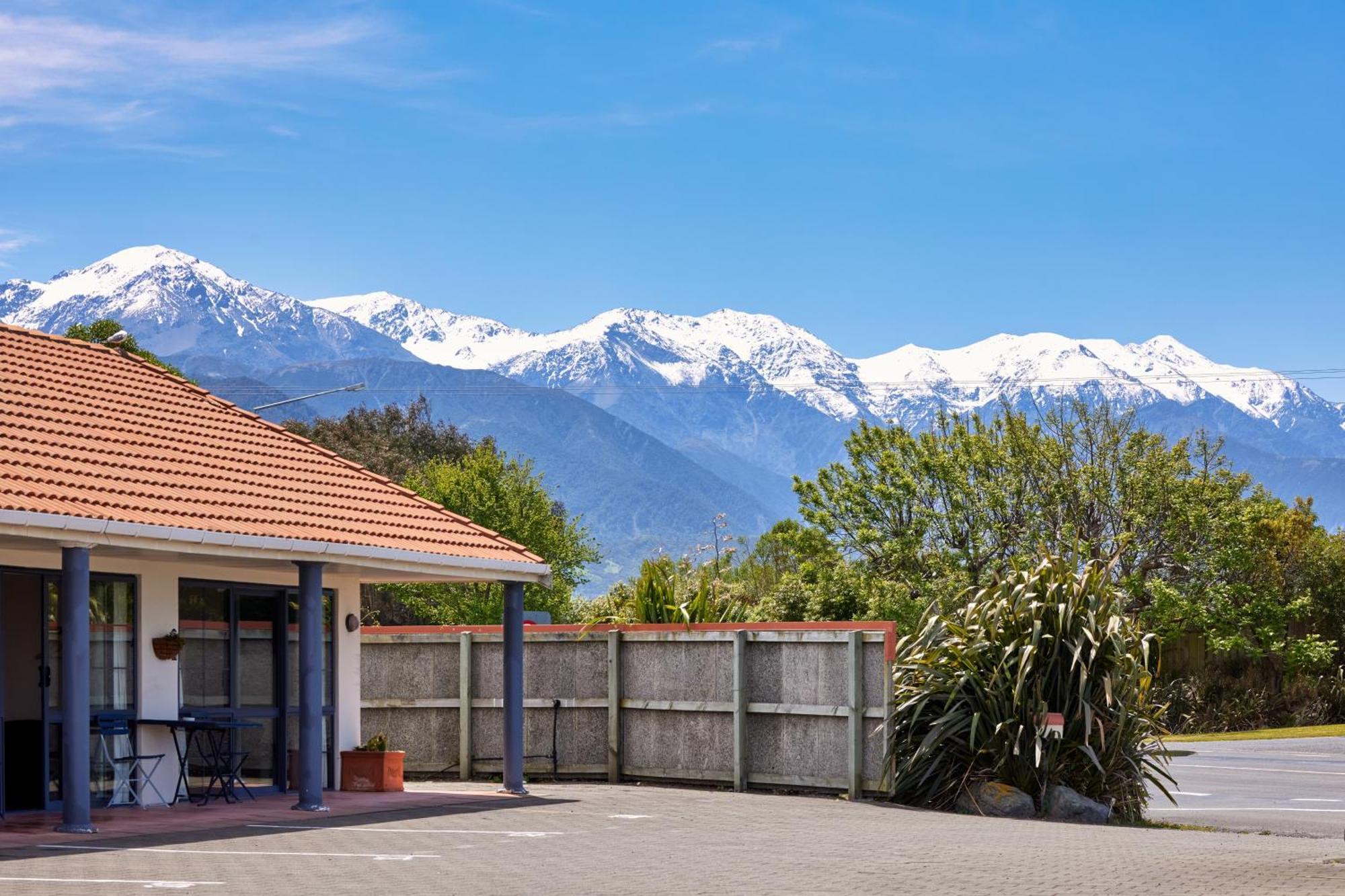Mediterranean Motel Kaikoura Exteriör bild
