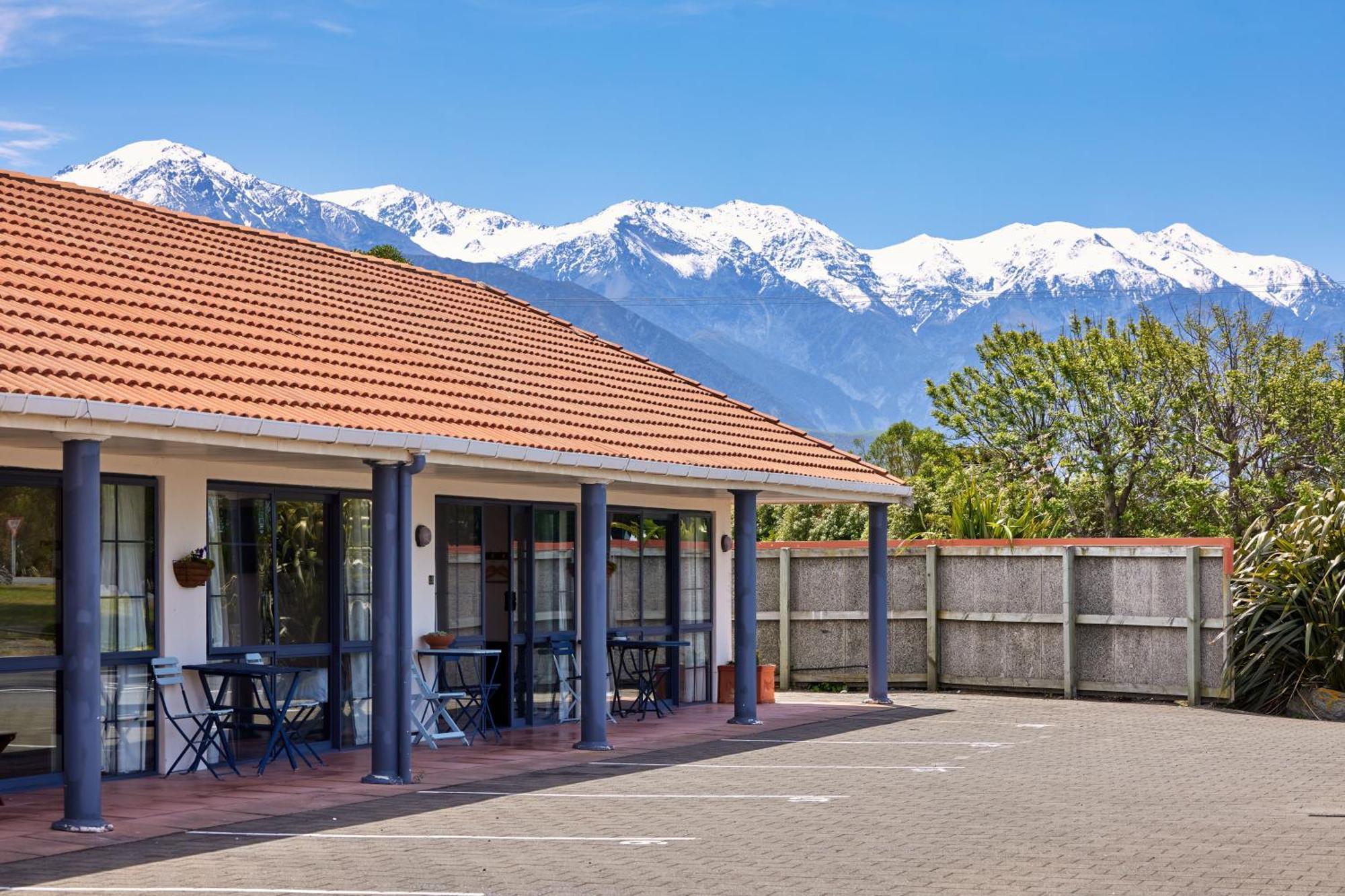 Mediterranean Motel Kaikoura Exteriör bild