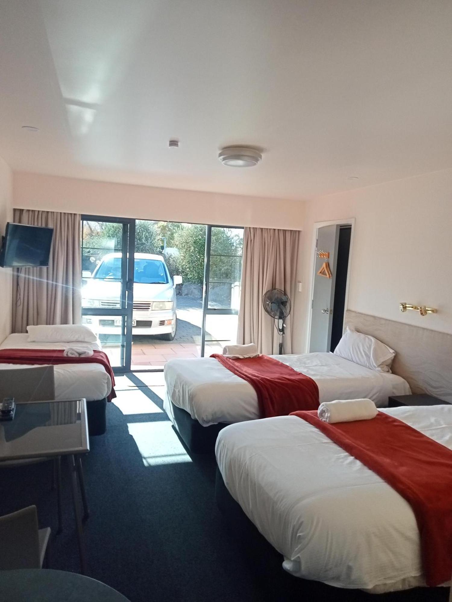 Mediterranean Motel Kaikoura Exteriör bild