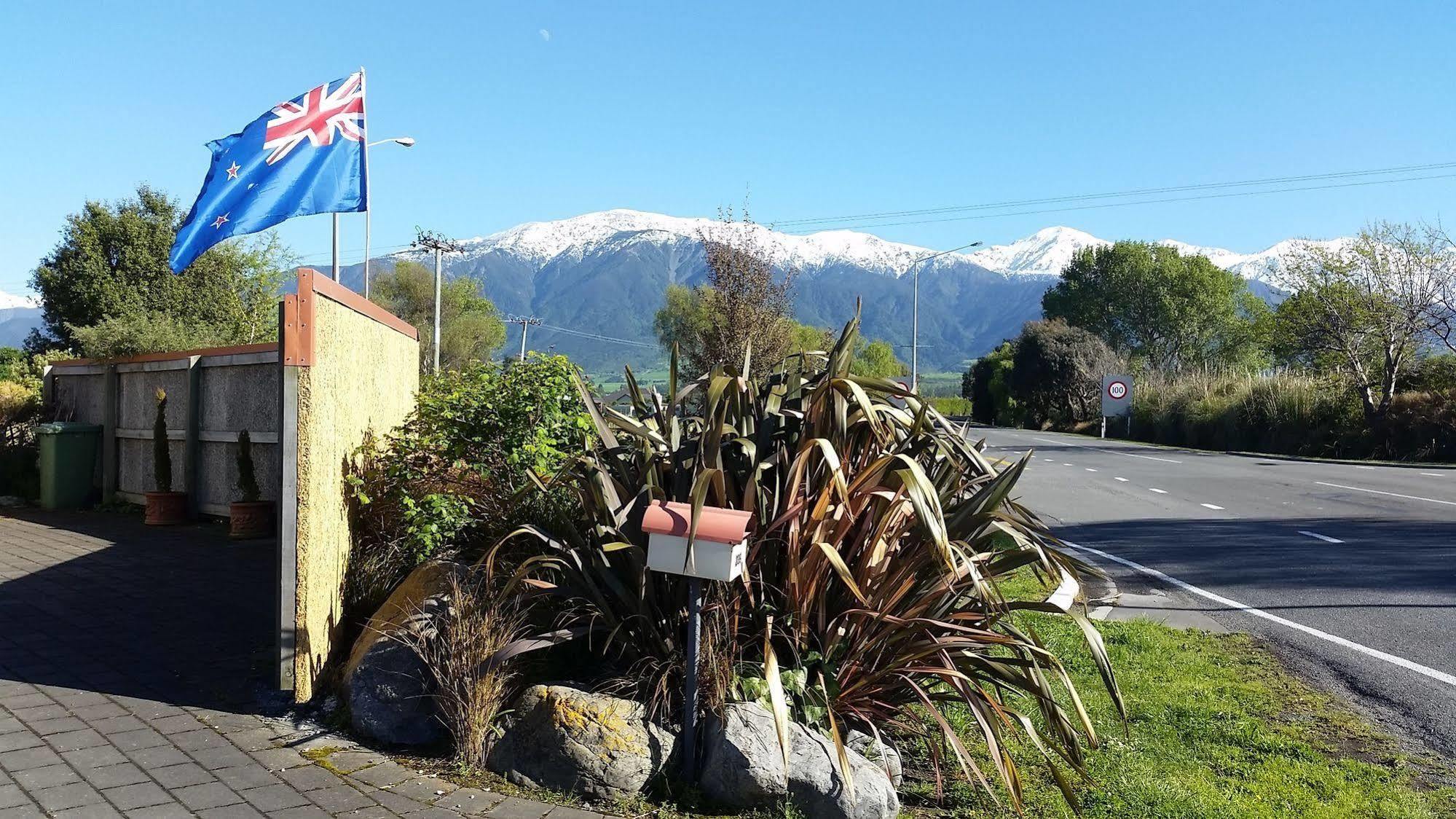 Mediterranean Motel Kaikoura Exteriör bild